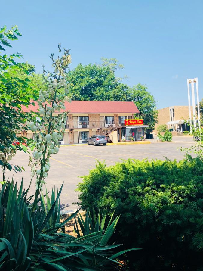 7 Days Inn Niagara Falls Ngoại thất bức ảnh