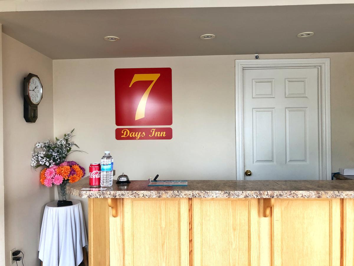 7 Days Inn Niagara Falls Ngoại thất bức ảnh